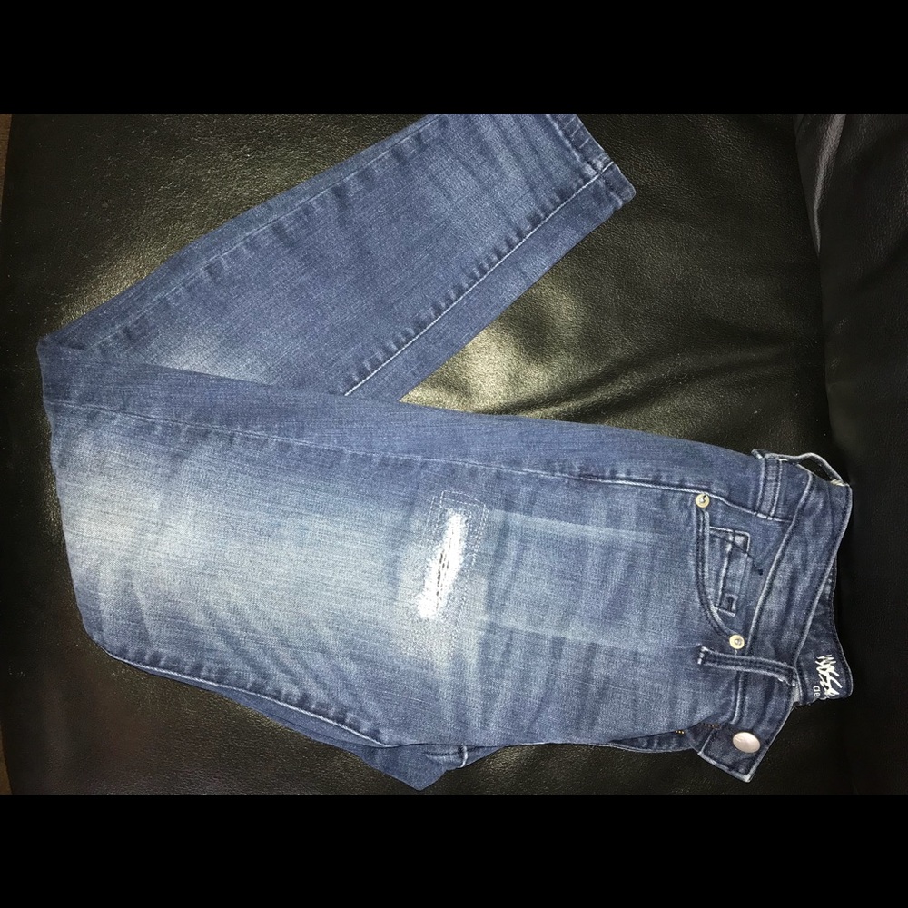 Ripped jeans